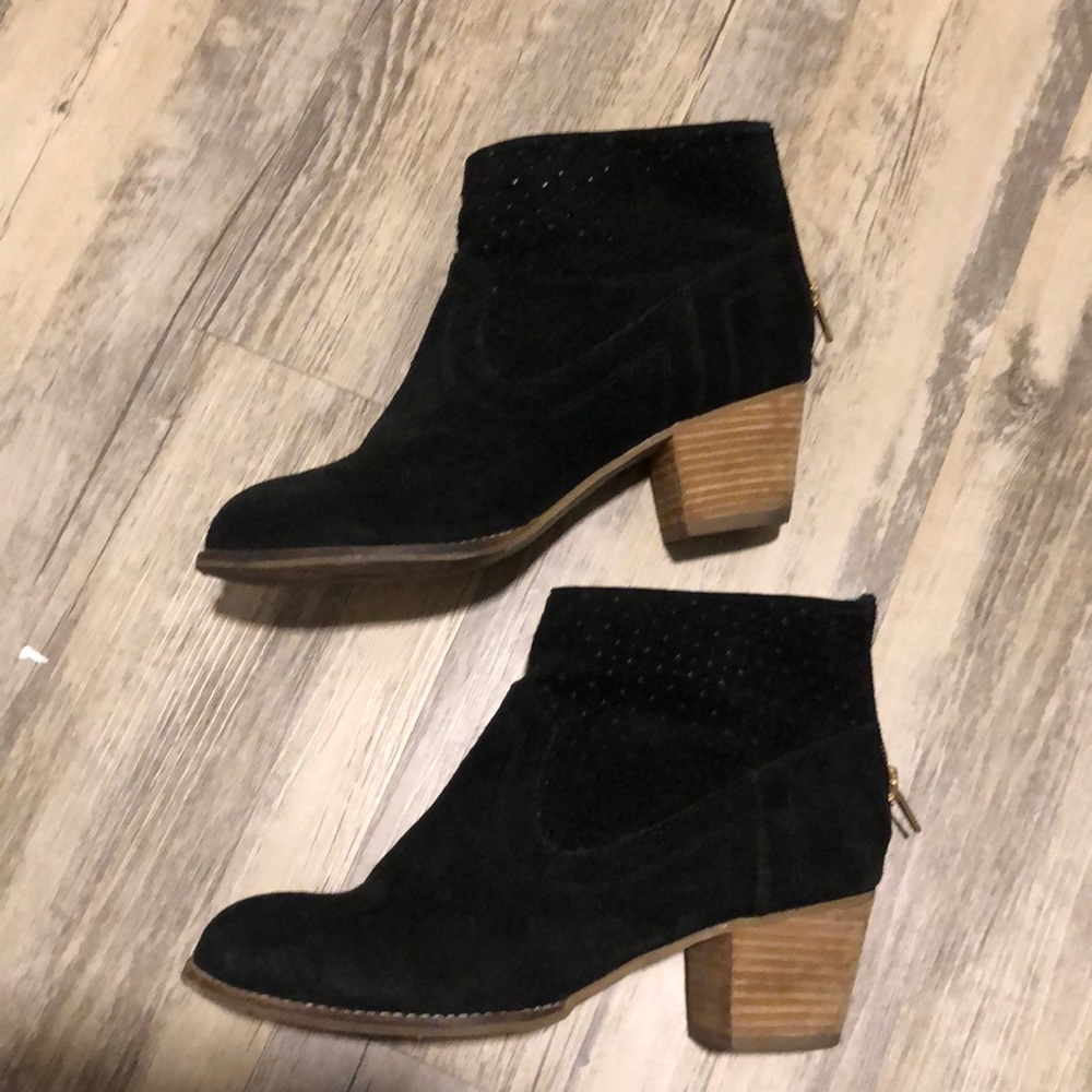 Dolve Vita suede heeled booties